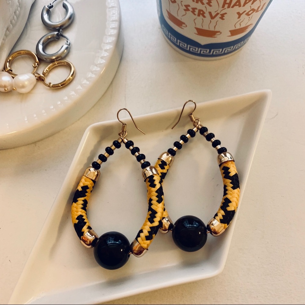 ⚡️Yellow Climbing Cord Earrings⚡️